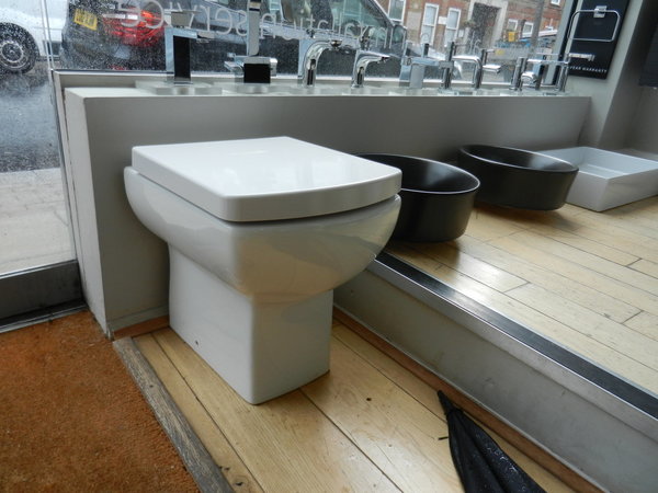 Saneux I-Line  48cm Back to Wall Toilet BTW